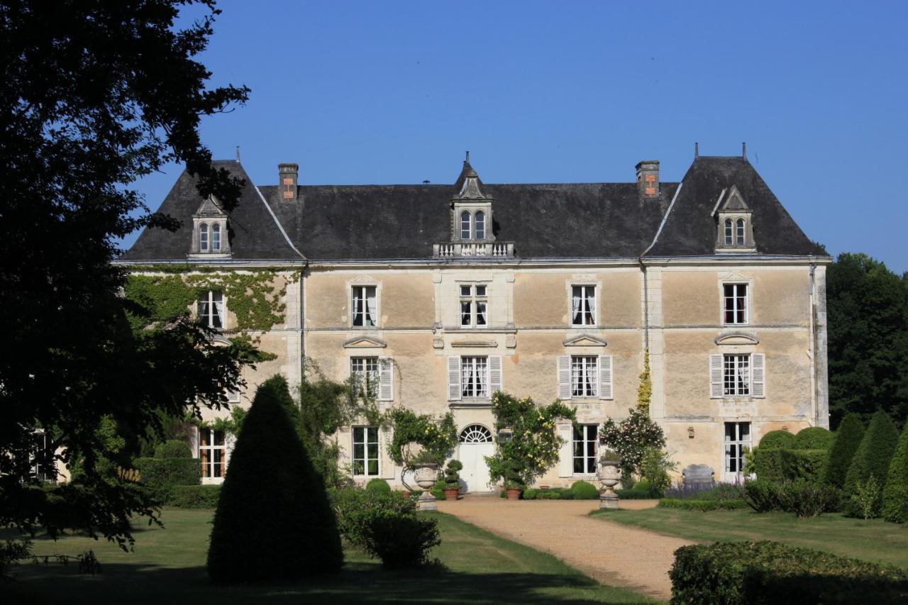 Chateau De Chambiers Durtal Exterior photo